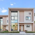 4 Bedrooms- 4,5 Bathrooms- Magic Village 7466 Bd